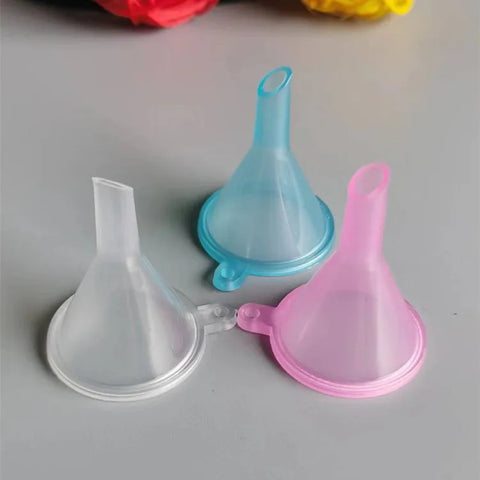 3/5PCS Plastic Small Funnel Perfume Dispensing Funnel Spray Funnel Dispenser Household Kitchen Liquid Dispensing Gadgets