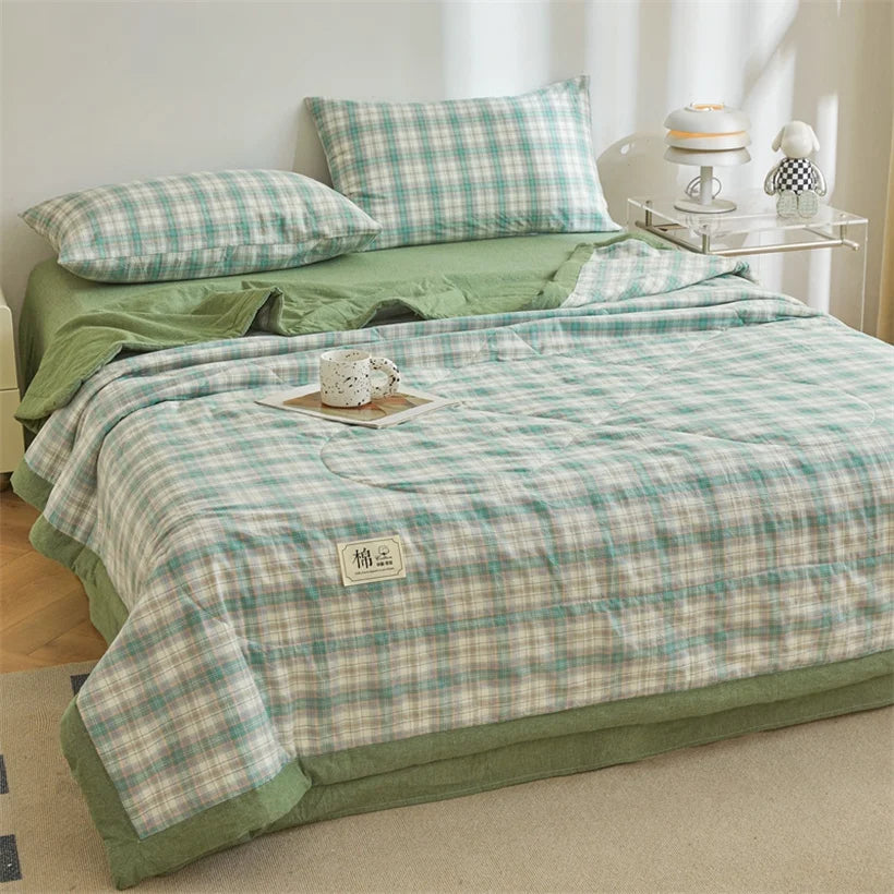 Ins Style Summer Quilt with 100% Cotton Filling Lightweight Skin-friendly Pure Cotton Quilt Plaid Style Thin Comforter Bed Duvet
