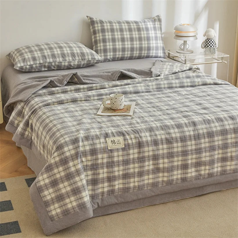Ins Style Summer Quilt with 100% Cotton Filling Lightweight Skin-friendly Pure Cotton Quilt Plaid Style Thin Comforter Bed Duvet