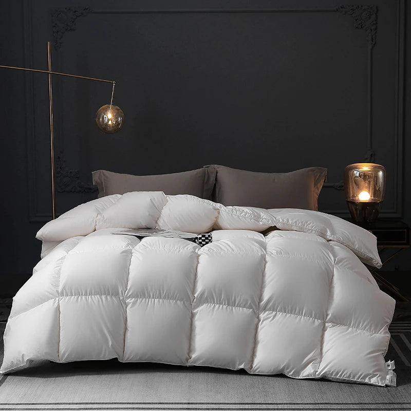 2025 goose down quilts duvets thick California Super King full size comforter up to the standard for the winter provides warmth