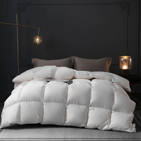 2025 goose down quilts duvets thick California Super King full size comforter up to the standard for the winter provides warmth