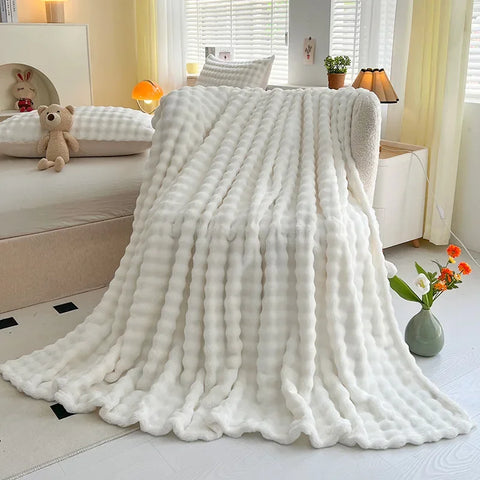 1 Pc Luxury Faux Rabbit Fur Throw Blanket Soft Warm White Striped Fluffy Blankets for Sofa Office Naps Single Double Plush Plaid