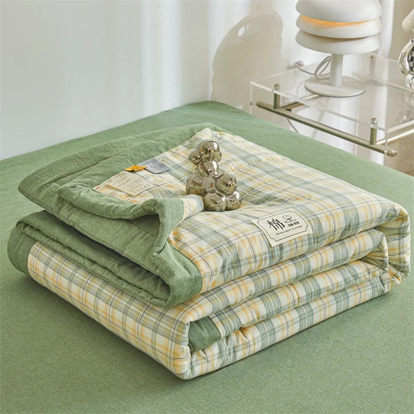 Ins Style Summer Quilt with 100% Cotton Filling Lightweight Skin-friendly Pure Cotton Quilt Plaid Style Thin Comforter Bed Duvet