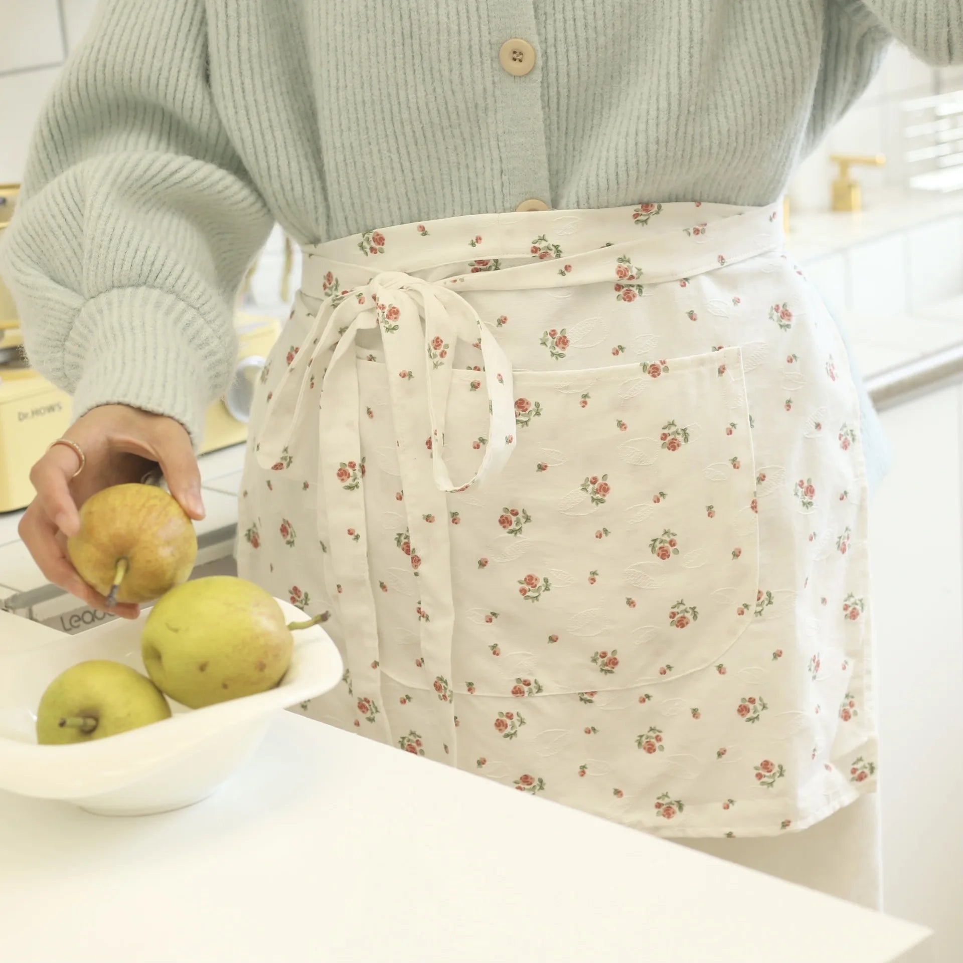 Floral Apron Cotton Kitchen Picnic Baking Half Length Apron Antifouling