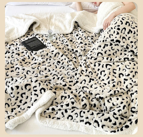 Double Layer Fleece Blanket Autumn Winter Thick Warm Office Nap Throw Blankets for Sofa Bed Single Double Soft Plush Comforter